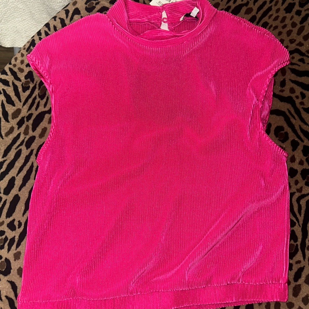 Ro & De Fuchsia Ribbed Top with two long pants
